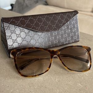Gucci 56mm Retro Sunglasses